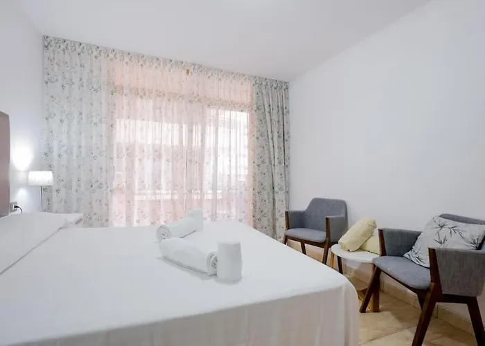 313 Eden Parking Wi Fi And Swimming Pool 洛斯克里斯蒂亚诺斯